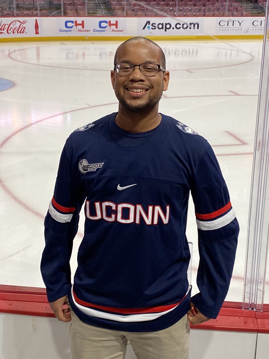 concertvids34's tweet image. The last time i saw @TThompson_97 was when he played for @UConnMHOC. Tonight i watched him start for the @BuffaloSabres (on the last night of my honeymoon). @Buccigross @hockey_east #tageagainstthemachine #cawlidgehawkey #icebus