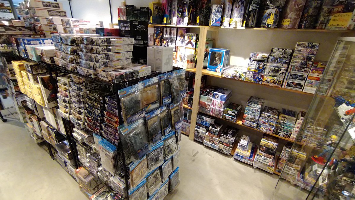 figufigu on Twitter "RT GEARBOX_8noHe 2/25 1000です。 GEARBOX、本日の営業