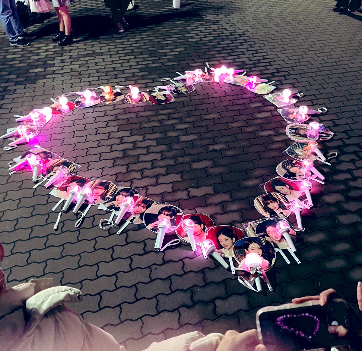 Annn9yu1jin's tweet photo. 睡眠して起きてから改めて思った事
イントロクイズ楽しすぎ‼️
my satisfactionのダンスヤバかった😆
ユジンがこれ私めっちゃ好きなんですって言ってた新曲まじかっこよすぎたしガウル、イソのlove killaもcool過ぎた😭
後、that's my girl重低音エグすぎw
#IVE #IVE_The_Prom_Queen #ファンコン #神戸 https://t.co/34Y2TjwGiJ
