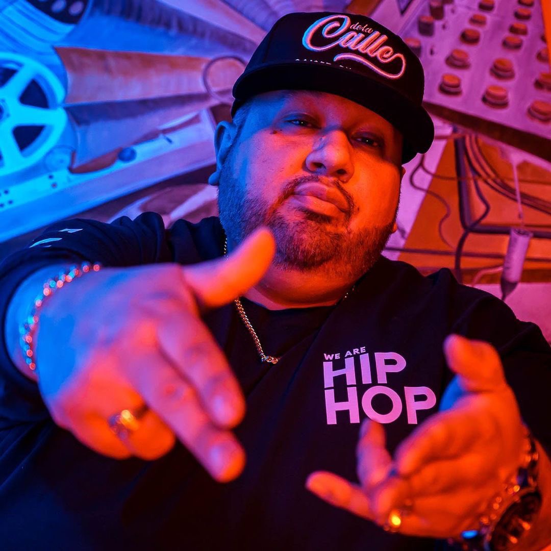 <a href="/raisedbylatinos/">raisedbylatinos</a> <a href="/Williamdinero/">William Dinero</a> Record producer/Songwriter/SnowDKO Mgmt team. Owner @4soundmedia <a href="/4soundmusic/">4soundmusic</a> 🙏🏼🙏🏽 #LatinosinHipHop #WeAre #HipHop #Latinos
📷 <a href="/noah/">noah glass</a>.josue99
<a href="/money__burnz/">Welcome World, Welcome World</a> <a href="/GAHHD_Podcast/">GAHHD_Podcast</a>