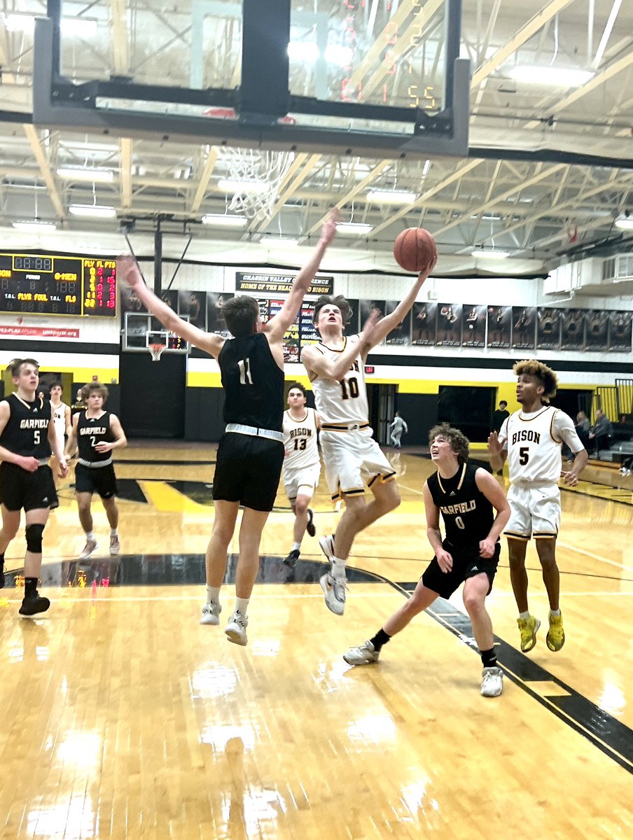 BeachwoodTech's tweet photo. Bison win!  Travel to Niles on Monday to continue in tournament play. @BeachwoodBison @BisonAthletics https://t.co/e2eArjLp0m