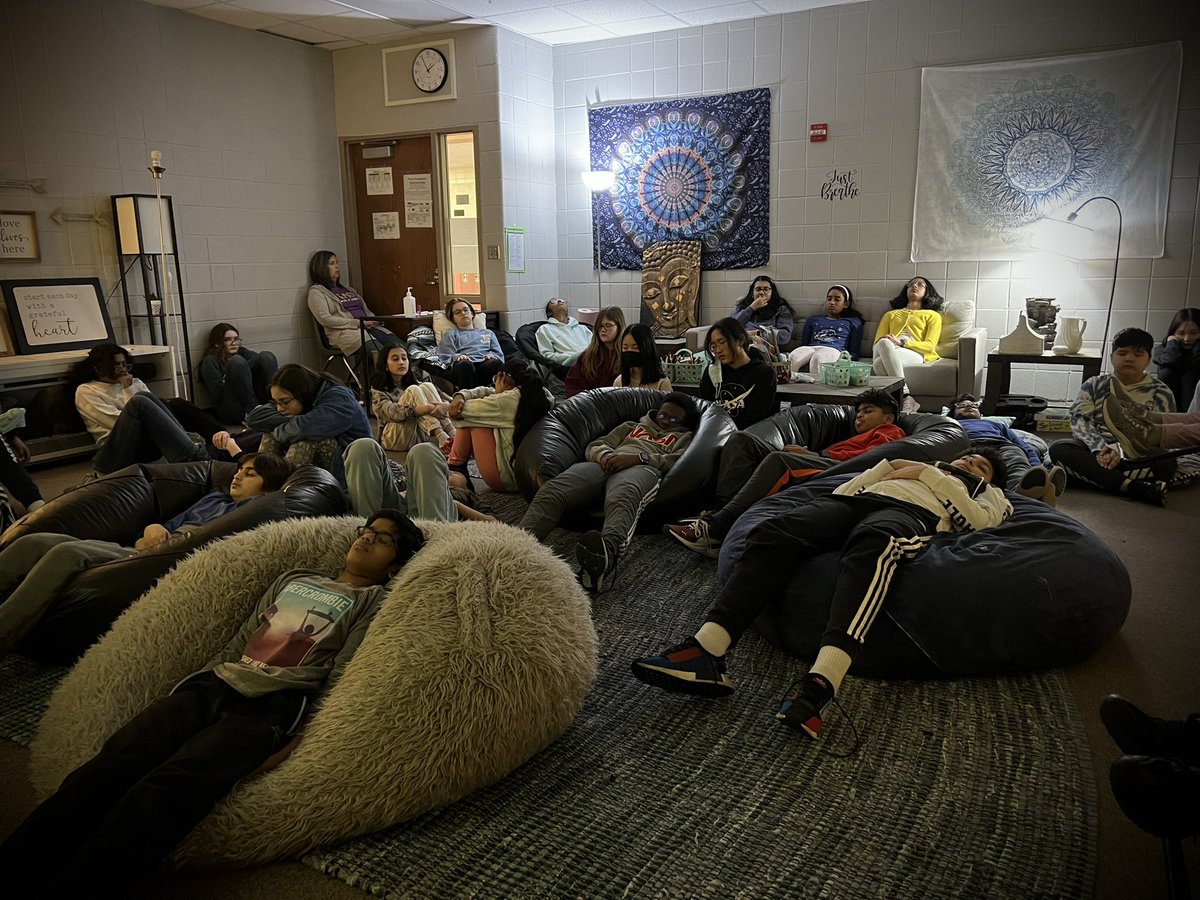 JennieMevoli's tweet photo. I spent 4 pds today talking to a variety of classes about the power of mindfulness and meditation. We practiced meditation and talked about the physiological response our bodies have as a result. Ss want school wide meditation time. This is my purpose. @CroneSchool https://t.co/HaAaIC58lU