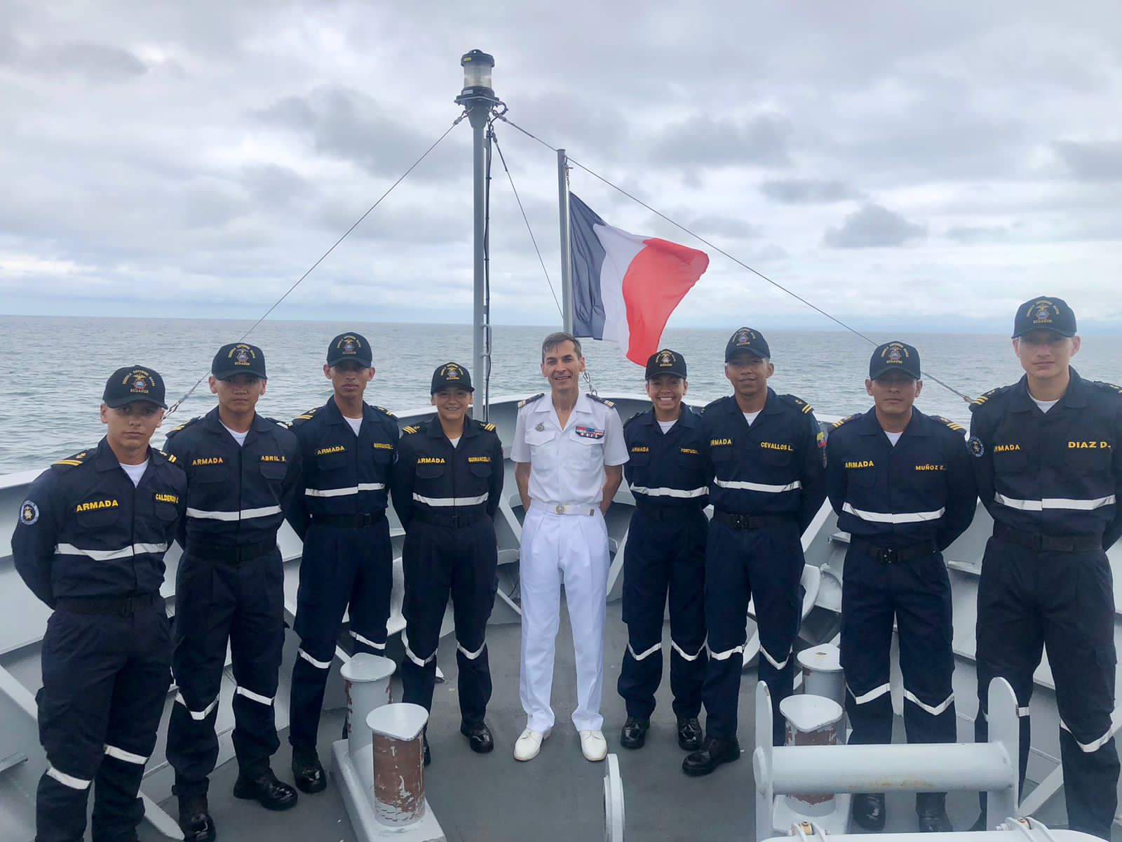 httpspbstwimgcommediaFpxmUAZXwAEezoOformatjpgnamelarge