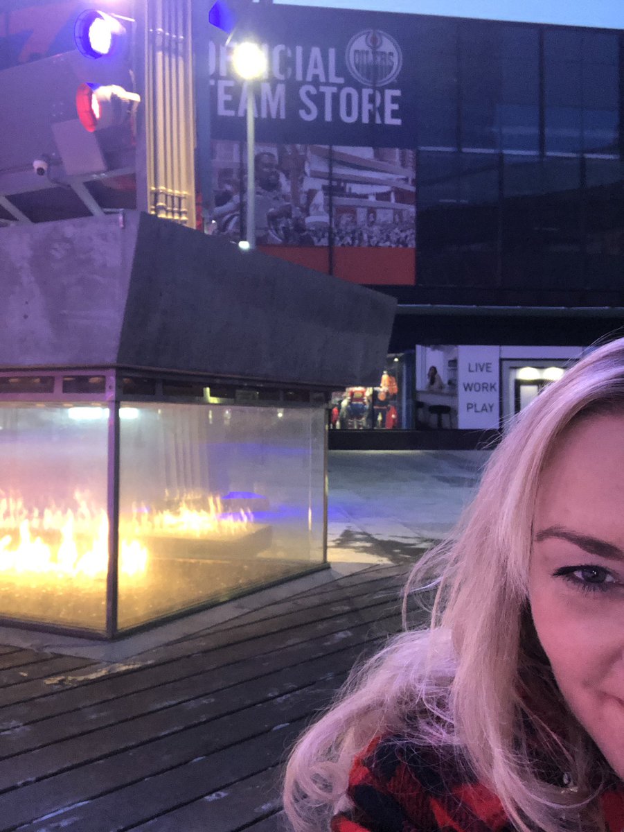 mulvihill12's tweet photo. Dear @RogersPlace I love you https://t.co/8qM0uAWpjp