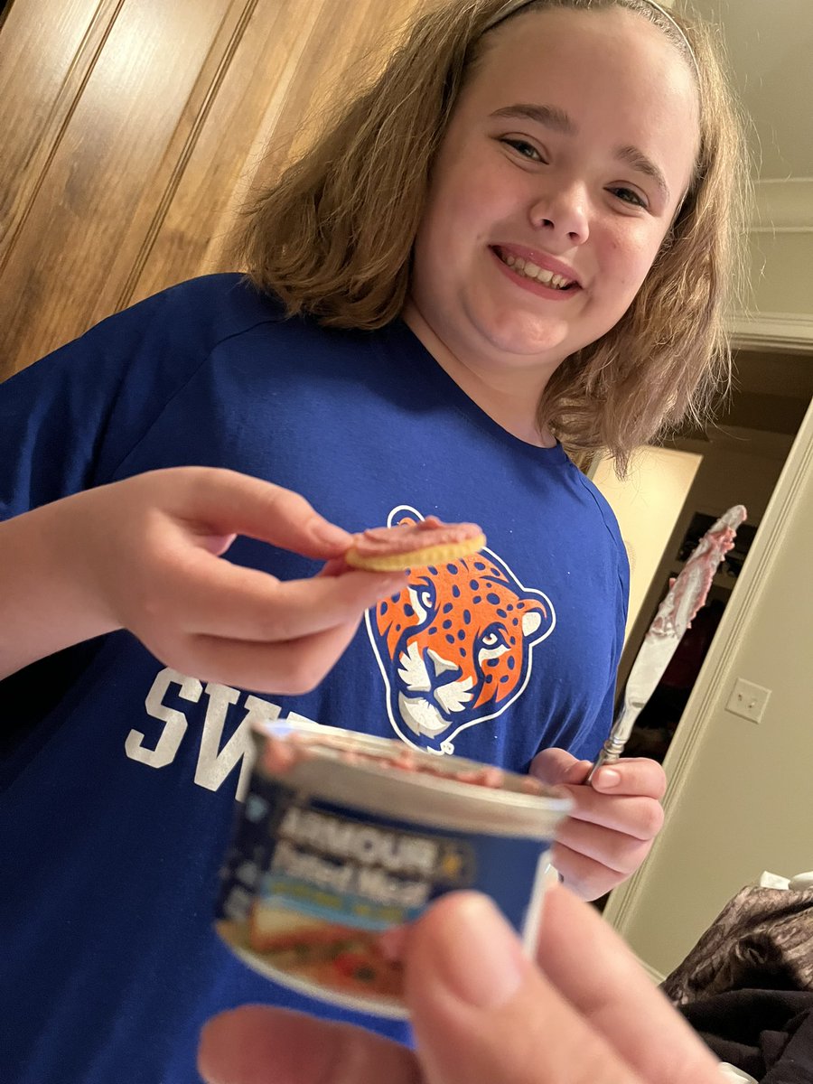 CoachHubbyProbz's tweet photo. Coach is gone. Bit is hungry. Time she learn about the finer things in life. #pottedmeat https://t.co/ykProKATgA
