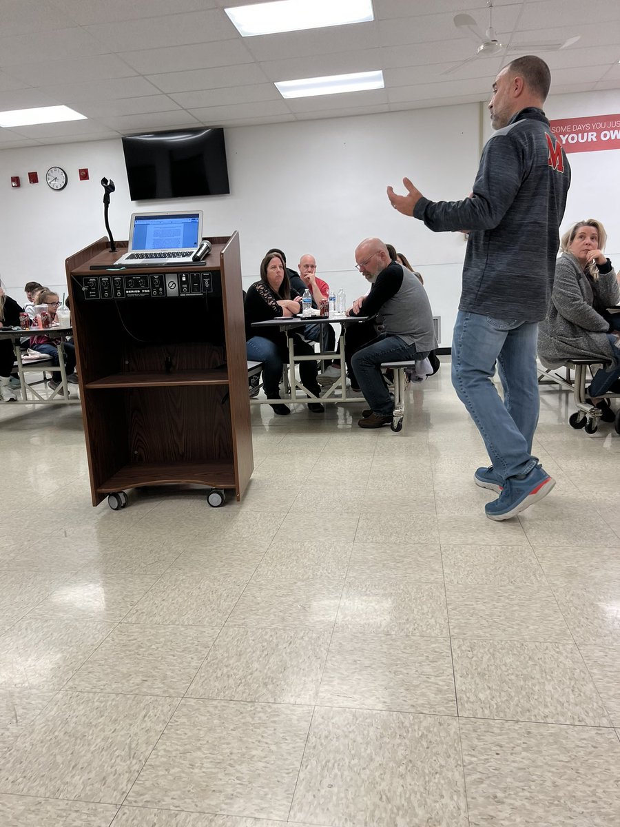 Great evening honoring these awesome young people tonight! Congratulations on an awesome season <a href="/ShoreWrestl1/">MentorShoreWrestling</a> Thanks Coach LaManna for joining us tonight! #DedicationDeterminationHardWorkTogether <a href="/ShoreSports/">Shore Athletics</a>  <a href="/MentorWrestling/">Mentor Wrestling</a> <a href="/AAronHumphries5/">Mr. Humphries</a>