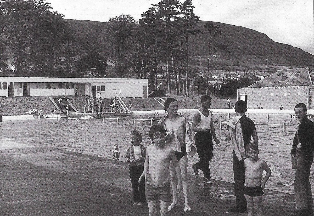 Belfast Historical Photographical Society on Twitter "Cooling off at