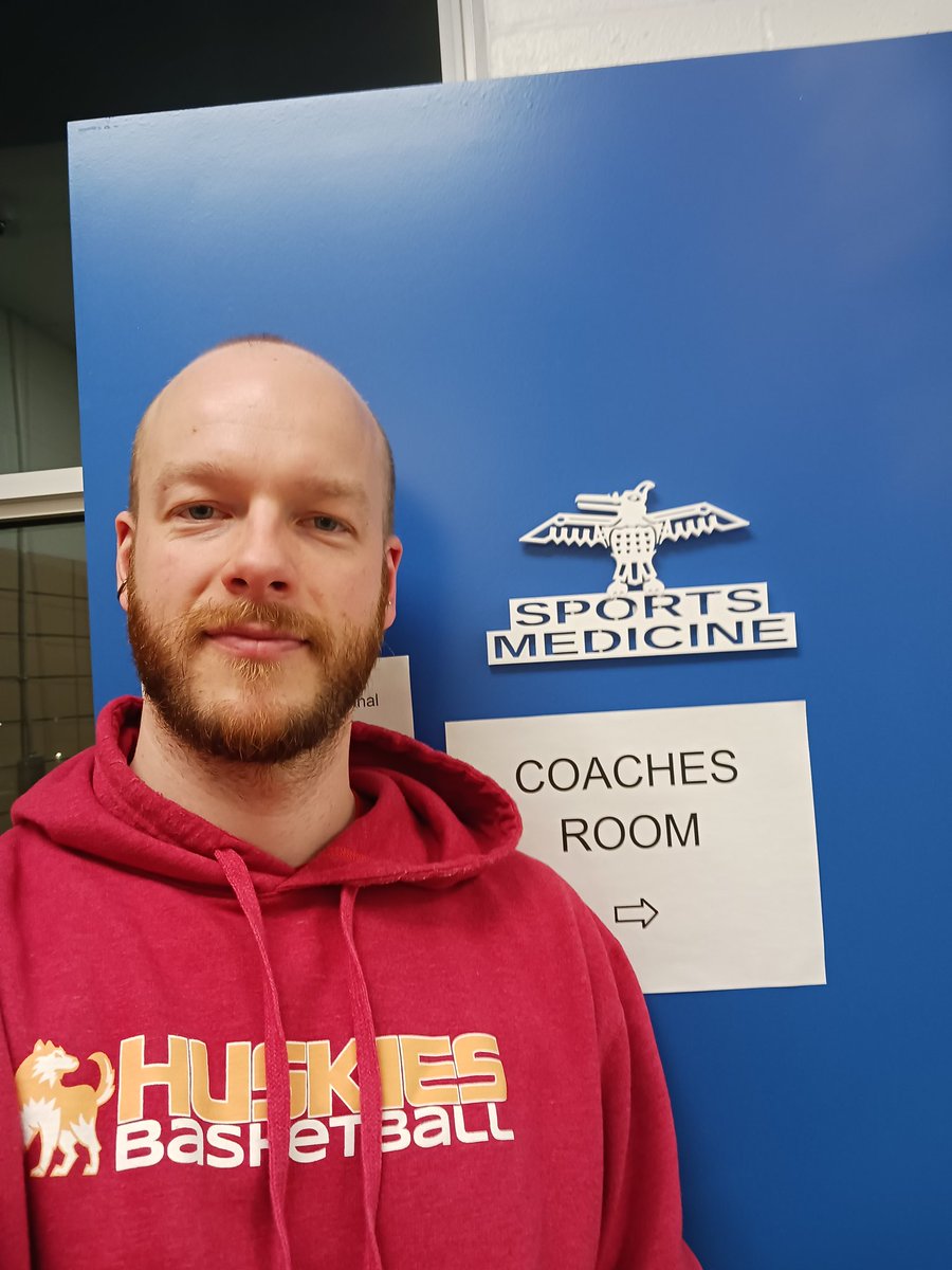 Red for Ed from the Ross Shep feeder tournament #red4edAB #redforedAB #abeducation #ableg #abpoli #albertabasketball #huskiesbasketball #juniorhighathletics