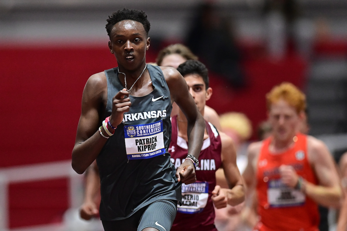 RazorbackTFXC's tweet photo. 2023 SEC Indoor

Men's 5,000m

3) 14:13.07 Patrick Kiprop

9) 14:23.65 Myles Richter https://t.co/AHqYsvOGbG