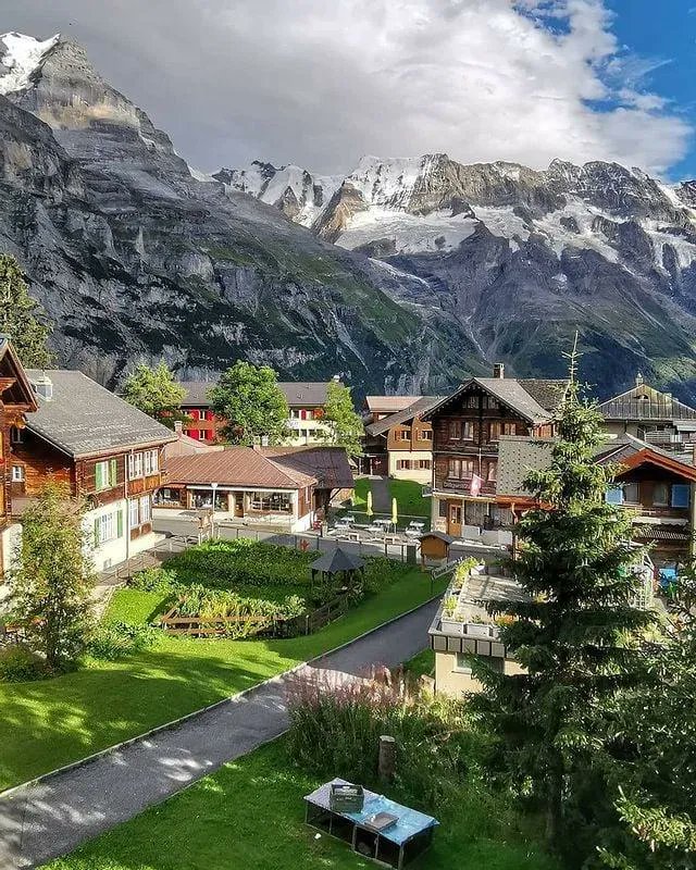 TravelWonders13's tweet photo. Grisons, Swiss Alps, Switzerland⛰️ 🇨🇭
#grisons #switzerland #nden #graub #schweiz #engadin #suisse #nature #swiss #graubu #myswitzerland #swissalps #alps #mountains #grigioni #inlovewithswitzerland #landscape #graubuenden #svizzera #landscapephotography #hiking #graubunden https://t.co/D0feuTz4hF