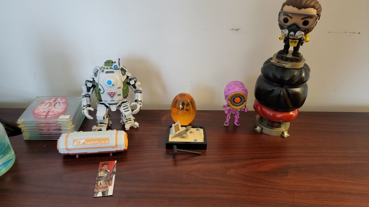 Comicspedia's tweet photo. @Monsterclip_JM @shirokumakun Kids who recognize the Atlas when they first visit my office always BEAM with excitement! https://t.co/yOIojozB9F