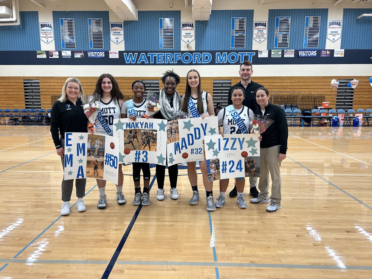 Coach Sklar (@coachsklar) on Twitter photo Mott 25 South Lyon East 50. Henderson 10pts, Lemus 8pts. Thank you to our seniors for all the time, dedication and commitment you have put into the Mott Basketball Program. We will miss you!! <a href="/WSDATHLETICS/">Waterford Athletics</a> <a href="/LakesVC/">Lakes Valley Conf.</a> <a href="/matthewbmowery/">Matthew B. Mowery</a> <a href="/MIPrepZone/">MIPrepZone</a> Mott 25 South Lyon East 50. Henderson 10pts, Lemus 8pts. Thank you to our seniors for all the time, dedication and commitment you have put into the Mott Basketball Program. We will miss you!! <a href="/WSDATHLETICS/">Waterford Athletics</a> <a href="/LakesVC/">Lakes Valley Conf.</a> <a href="/matthewbmowery/">Matthew B. Mowery</a> <a href="/MIPrepZone/">MIPrepZone</a>