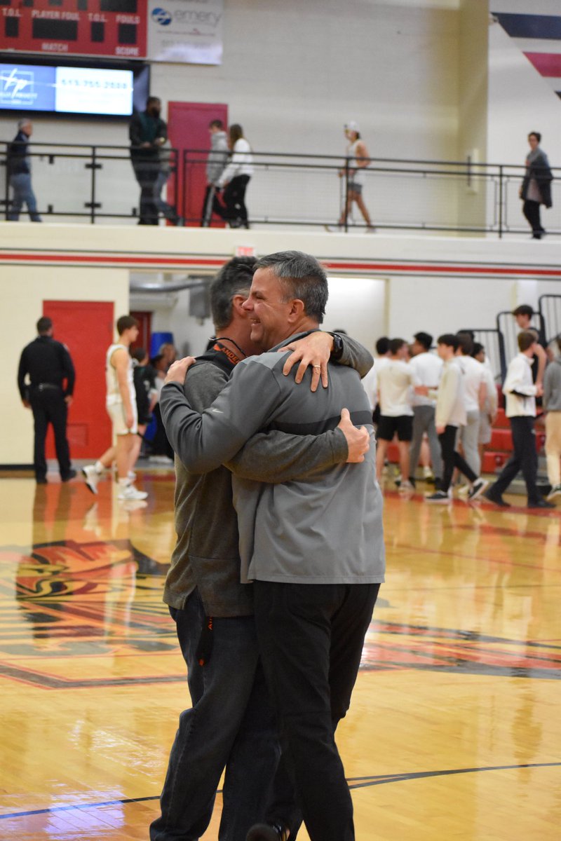 burnam_jaiden's tweet photo. The man behind everything at AHS. Always behind the camera and this time I got him! We love you Newt! Thank you for all you do #goRAPTORS @AHSRaptorsAD https://t.co/rj8cjTEmdA