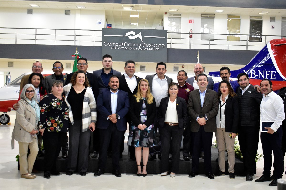 noticiasdeqro's tweet photo. #EDAE | 🏫 📕 La UNAQ une esfuerzos y recursos con la EDAE para abrir la carrera de Formación de Piloto Aviador, misma que iniciará actividades académicas en mayo de 2023.
Toda la información aquí:
https://t.co/SFQRUnnRN6
#QRO #QUERETARO #NOTICIASDEQUERETARO https://t.co/P3ENUN724m
