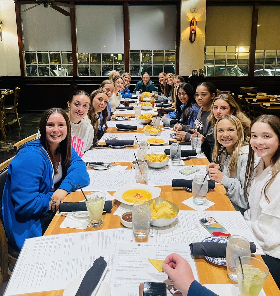 Peach_Rays's tweet photo. Nothing better than a little “team time”. 🥰💕🍑 https://t.co/ODzPo1Baqd