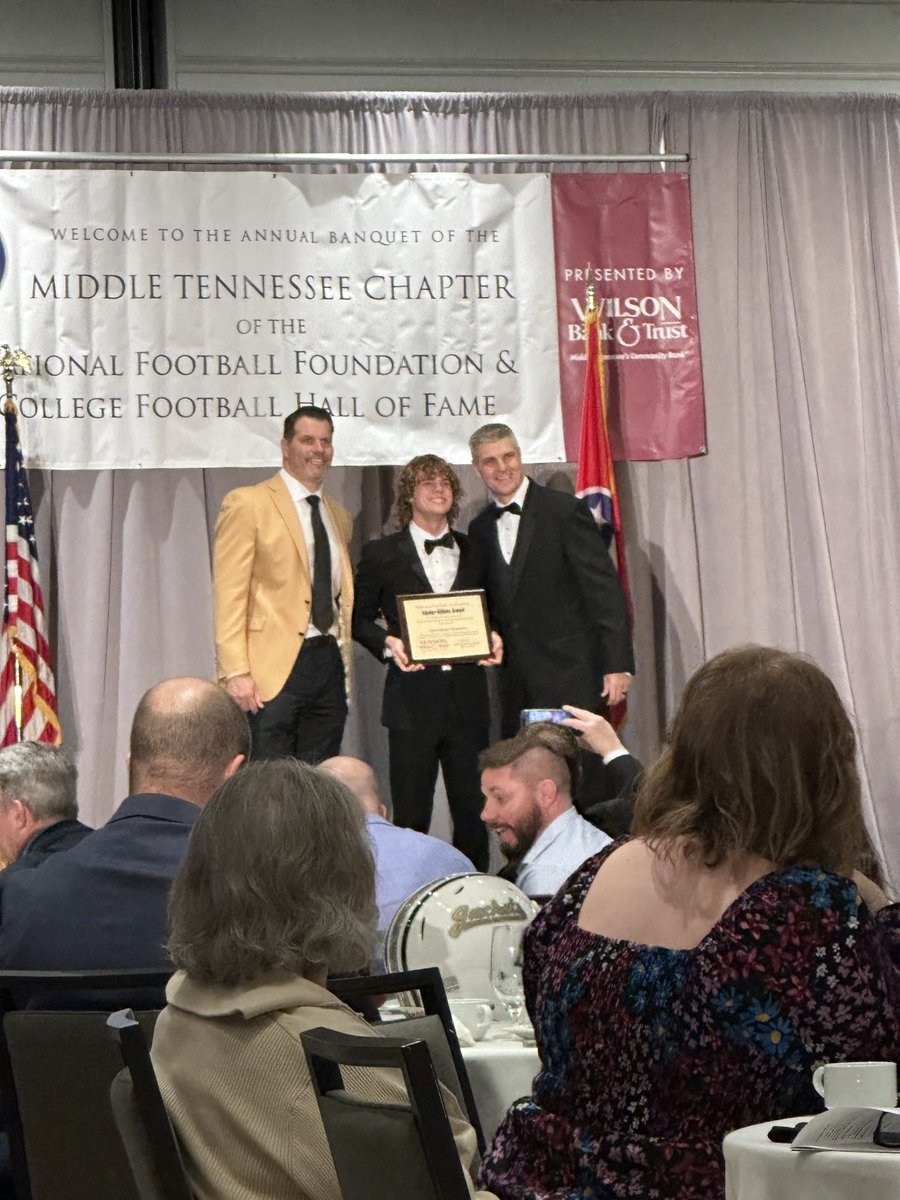 It was an honor to be recognized as the @NFFofMiddleTN scholar athlete but even more excited to see Coach Wade accept the Bonnie Sloan courage award. Well deserved, coach! It’s been a great 5 years at @DCAWildcats. Go Cats!
