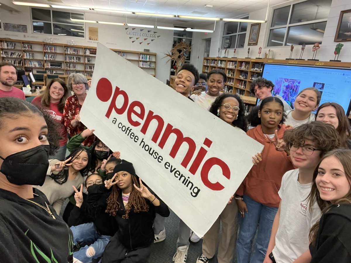 nwhs_media's tweet image. Tonight, the library hosted our second Open Mic of the year. Our Media Advisory Council and Black Student Union co-sponsored this amazing event. #GCSLibrariesEngage #govikes