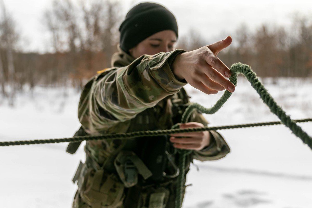 Army ROTC tweet media