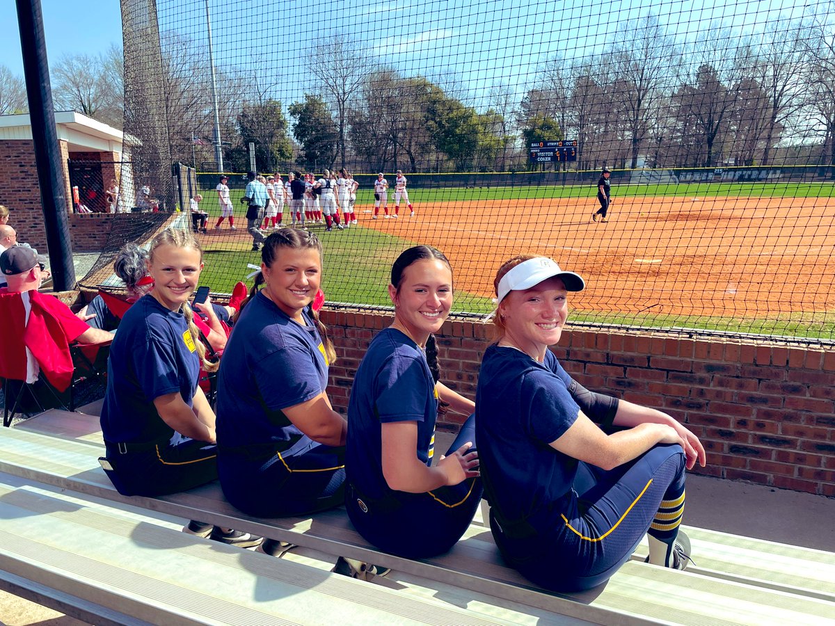 Softball_CoachB's tweet photo. Pulled out two gritty wins today! This team never stops fighting! #GoCobs 🐍 https://t.co/wOYyzS8j6k