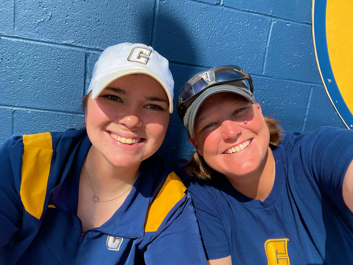 Softball_CoachB's tweet photo. Pulled out two gritty wins today! This team never stops fighting! #GoCobs 🐍 https://t.co/wOYyzS8j6k