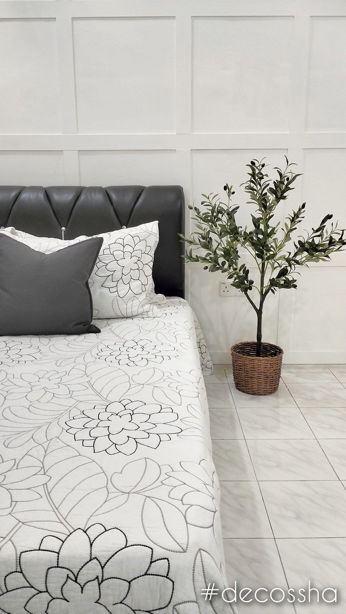 gilerdeco's tweet photo. DIY sendiri  batten wall dalam biik tidur ✨

Design 100% idea isteri
Tukang 100% hasil tgn suami

Kredit: Siti Hajar Arshad https://t.co/zMUGXv12j3