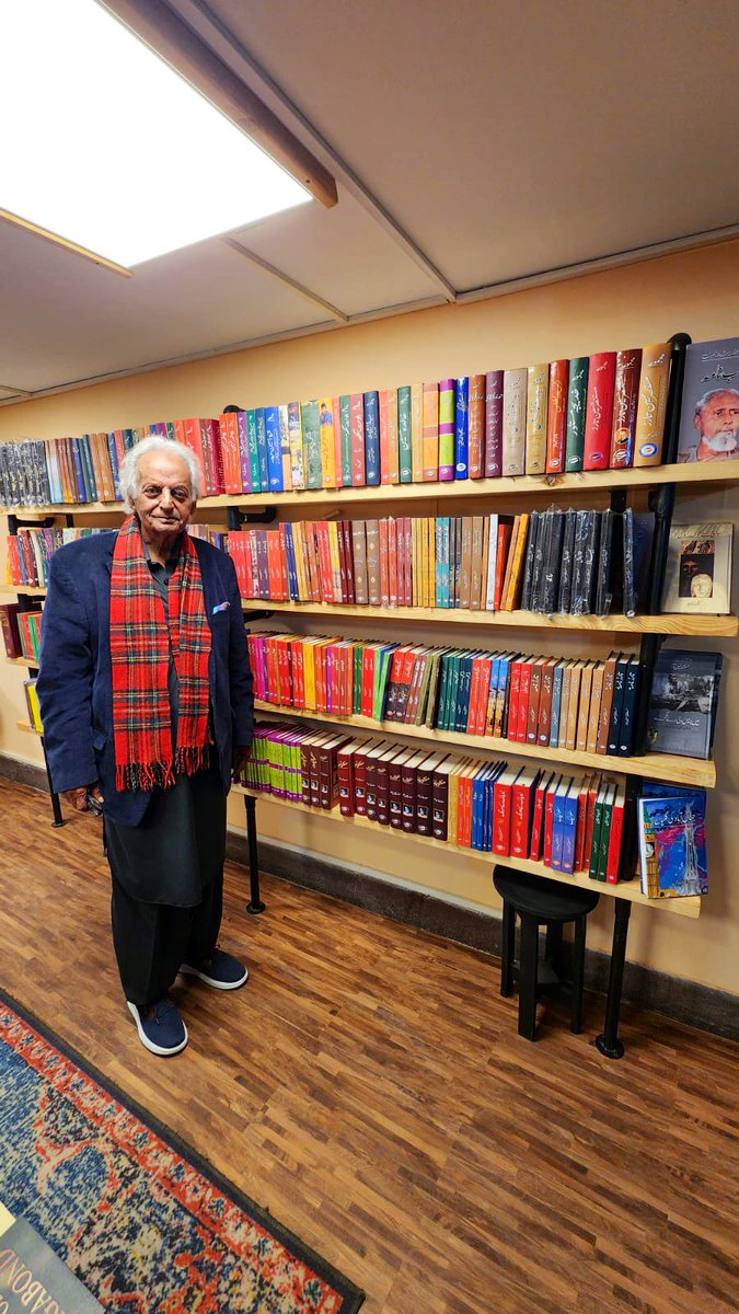 sangemeel's tweet photo. @MustansarHTarar visiting Sang-e-meel at Al-Hamra after his session at #LLF2023 #llf @lhrlitfest https://t.co/3CpwYW37kb