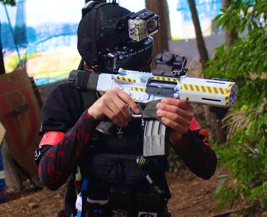 rookie_g36c's tweet photo. 本日のサバゲー🔫

ー大将軍ー
スタッフさん&amp;戦ってくれたみなさん
敵味方関係なく、
楽しいゲームありがとうございました！

TAIさんマーカーとお菓子ありがとうございます🙏大事にします！

#サバゲー 
#サバイバルゲーム 
#サバゲーマーと繋がりたい 
#大将軍 https://t.co/zWyEWrUbWb