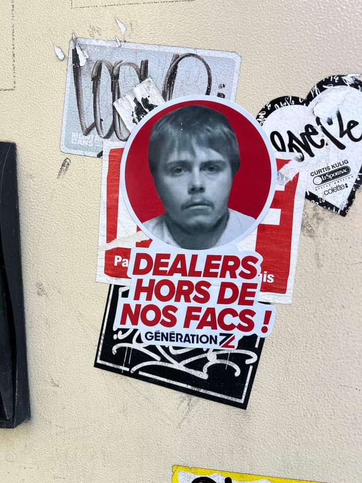 🔴DEALERS HORS DE NOS FACS ! 

✔️Les sticks Génération Z arrivent dans vos universités !