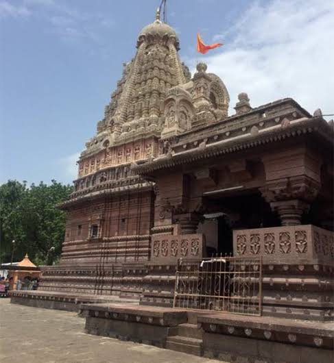 5 Grishneshwar Temple : One of the Jyotirlingas as per Shiv Purana, this ancient temple was repeatedly destroyed by Muslims but finally rebuilt by Ahilyabai Holkar. Every trace of terrorists like Aurangzeb must be removed from such sacred land.6