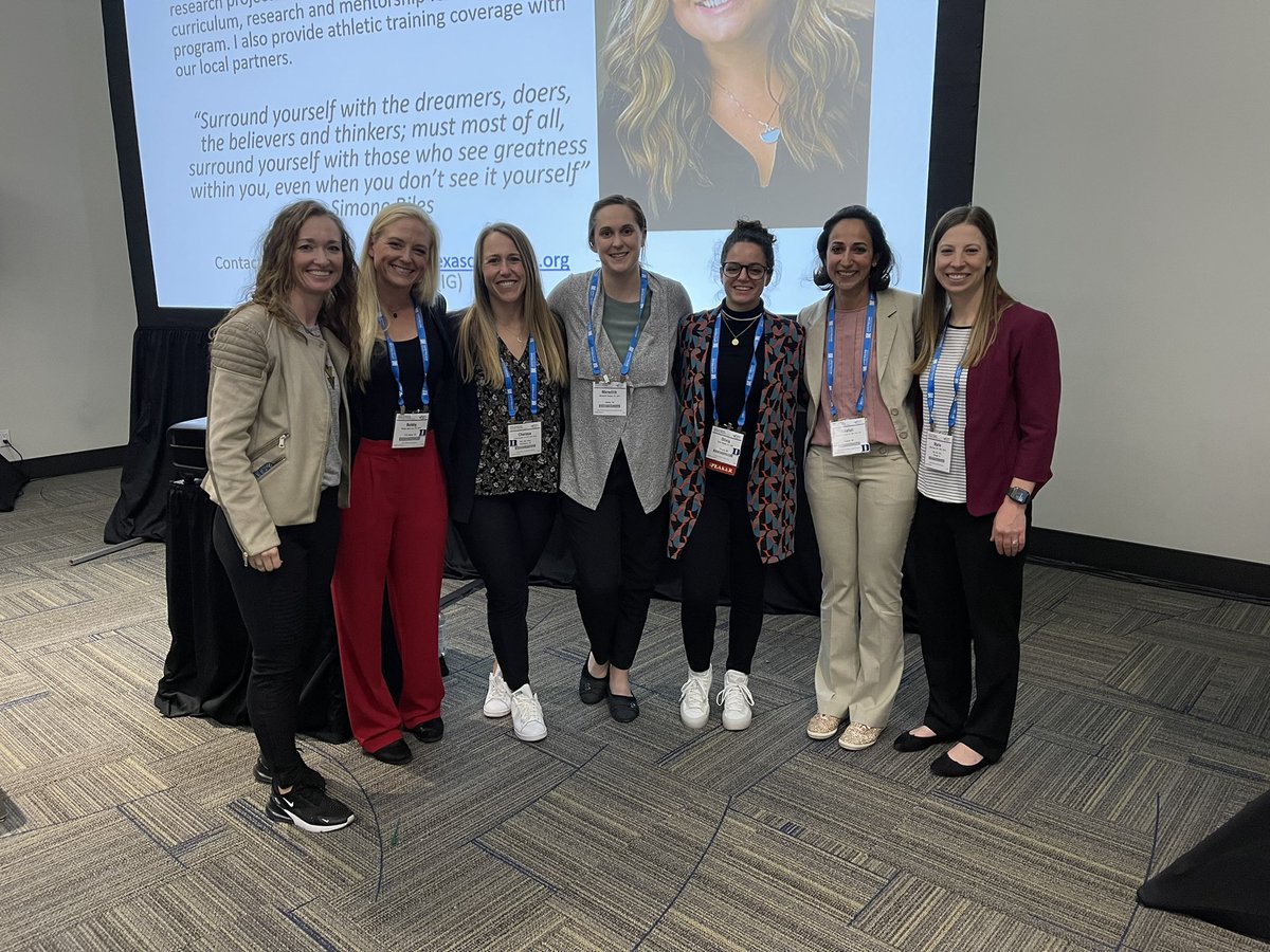 AASPTCollPro's tweet photo. CSM Highlights: We’ve had awesome panelists this year that have shared their amazing stories throughout Sports PT! ⚽️🏀🏈⚾️🥎🎾🏐
Photo 1: Women in Sports PT                  Photo 2: The Many Faces of Sports PT https://t.co/jp1Wda8Zck