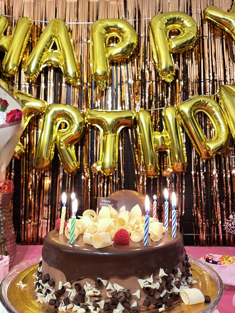 sidbby_'s tweet photo. 23! 🥂🎂🫶🏻 https://t.co/O4JjXCjiss