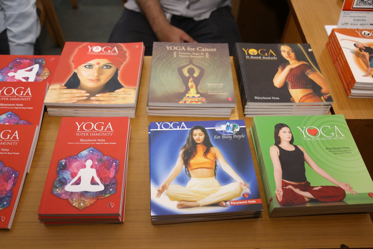 BijoyYoga's tweet photo. Tension (physical, mental or emotional) is the primary cause of #HighBloodPressure. #Asanas remove the #physicaltension, #yoganidra the mental, while #meditation the emotional and deeper minds tension.
#yoga 
#bijoylaxmihota
#yogabooks
#rupapublications
#Indiainternationalcentre https://t.co/6e9nxoqRYx