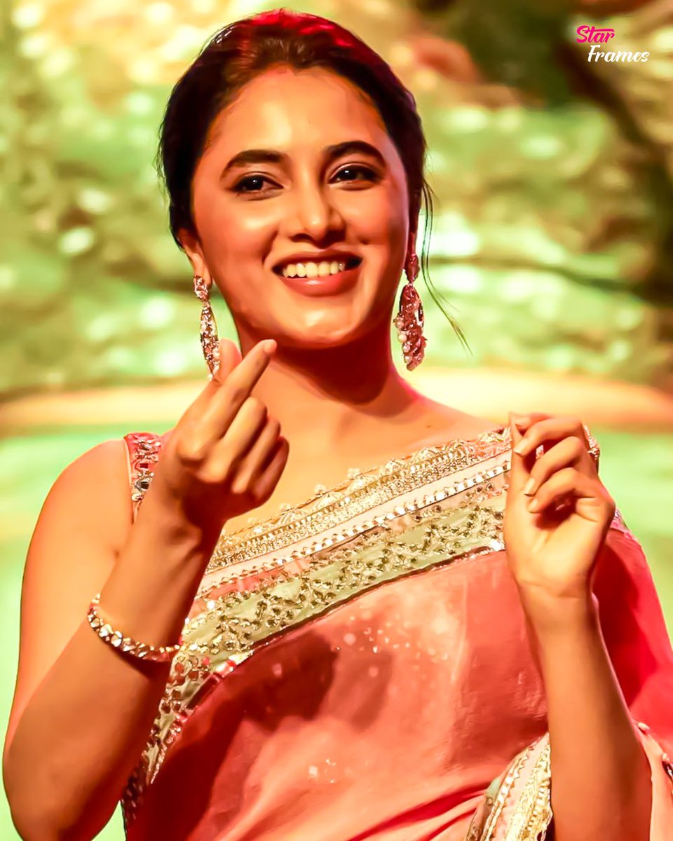 starframesoffl's tweet photo. Priyanka Mohan at #Hilaricas2K23 ❤️😍
#PriyankaArulMohan #PriyankaMohan #Hilaricas2023 #Hilaricas https://t.co/6hKhH1ndKM
