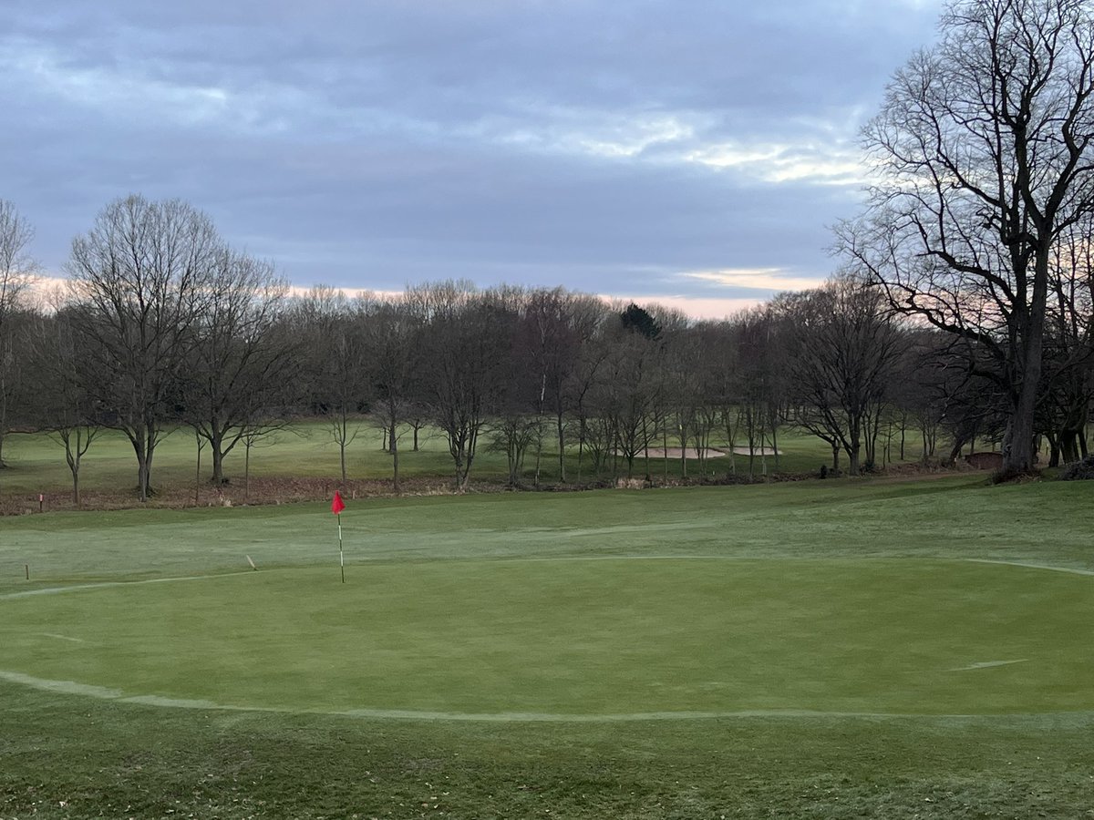 ChorltonPro's tweet photo. Course prepped 👌🏻 @ChorltonGreens  @FeedontheGreen on the go 👌🏻good day ahead for our Captain’s Charity Shotgun @StAnnsHospice …full field ready to go @chorlton_golf @Golf_Mates_ #no1 https://t.co/jpdcNCip8E