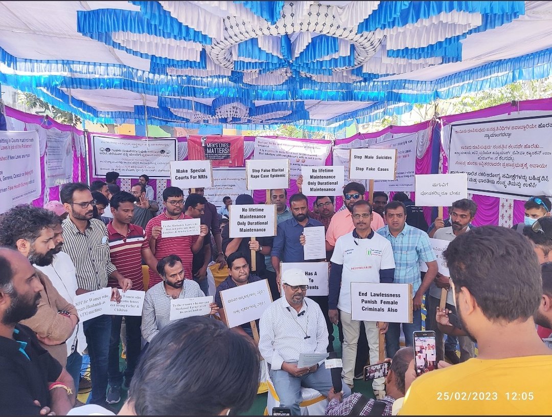 Ambar_SIFF_MRA's tweet photo. The #BengaluruHungerStrike by @realsiff has begun https://t.co/8q2BZZz6eW