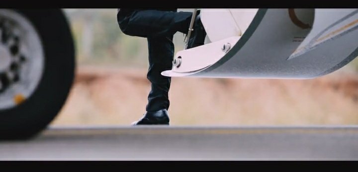 VikramTrendz's tweet photo. • Even After All These Years, The Expectations For The Film Is Increasing Without Abating In Day By Day. Keep Waiting For JOHN Arrival.!! 😎💥

" #DhruvaNatchathiram " 

#ChiyaanVikram @CHIYAAN https://t.co/xwEroWb15L