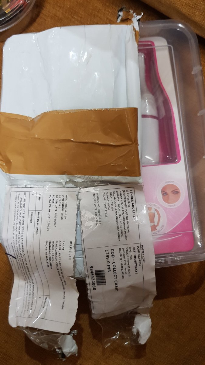 AnantSatpute7's tweet photo. @Flipkart 
 order OD125675409258827000 
On Fri, 26 Aug 2022 at 1:50 PM, satpute anant <satpute.anantt@gmail.com> wrote:
Hi Mr Kalyan Krishnamurthy, 

Above issue has already raised with flipkart MD but still no response to the fraud is happening from flipkart platform. https://t.co/Yn6hKSEEUg