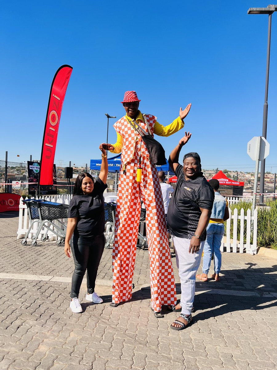 vuriliquor's tweet photo. ukhozi_fm: #MeatWorld  nawe ungaziwinela namhlanje. 🏆

Kunenyama elinganiselwa kuR10 000 ekumele uwinwe. 
Thumela iSMS ku 37338 ethi: Ukhozi FM, Igama lakho nesibongo, idolobha lakho kanye ne email address.
ISMS Ibiza uR1,50. Kunemigomo nemibandela.
… https://t.co/GdeOToYq8i