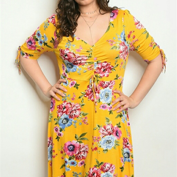 plusitscute's tweet photo. So good I had to share! Check out all the items I'm loving on @Poshmarkapp from @Heather45479143 #poshmark #fashion #style #shopmycloset #torrid #dianegilman #angela: https://t.co/PYhEvakZ24 https://t.co/0TvOZUTKxW