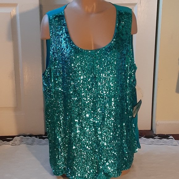 plusitscute's tweet photo. So good I had to share! Check out all the items I'm loving on @Poshmarkapp from @Heather45479143 #poshmark #fashion #style #shopmycloset #torrid #dianegilman #angela: https://t.co/PYhEvakZ24 https://t.co/0TvOZUTKxW
