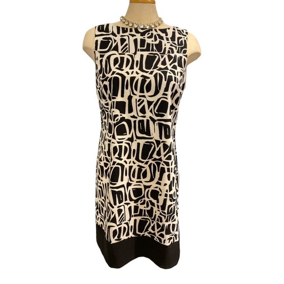MerryMegan's tweet photo. So good I had to share! Check out all the items I'm loving on @Poshmarkapp from @sedimentapparel #poshmark #fashion #style #shopmycloset #abstudio: https://t.co/sQFg0q4rLg https://t.co/7zcvgNFRmx