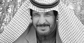 هذي وحده من نصايح الشاعر عبدالله ابن زويبن رحمه الله 👇🏻 :

صدرك على خافي سرايرك زره 
لاتصير سطحٍ كل ماجاء المطر خر 

ولسانك اصحاب الفتن لا تجره 
في كلمتن عوجا يجي ردهـا مر

هذي نصيحه والنصيحه مبره 
ورياك في مخباك وانته بها حر