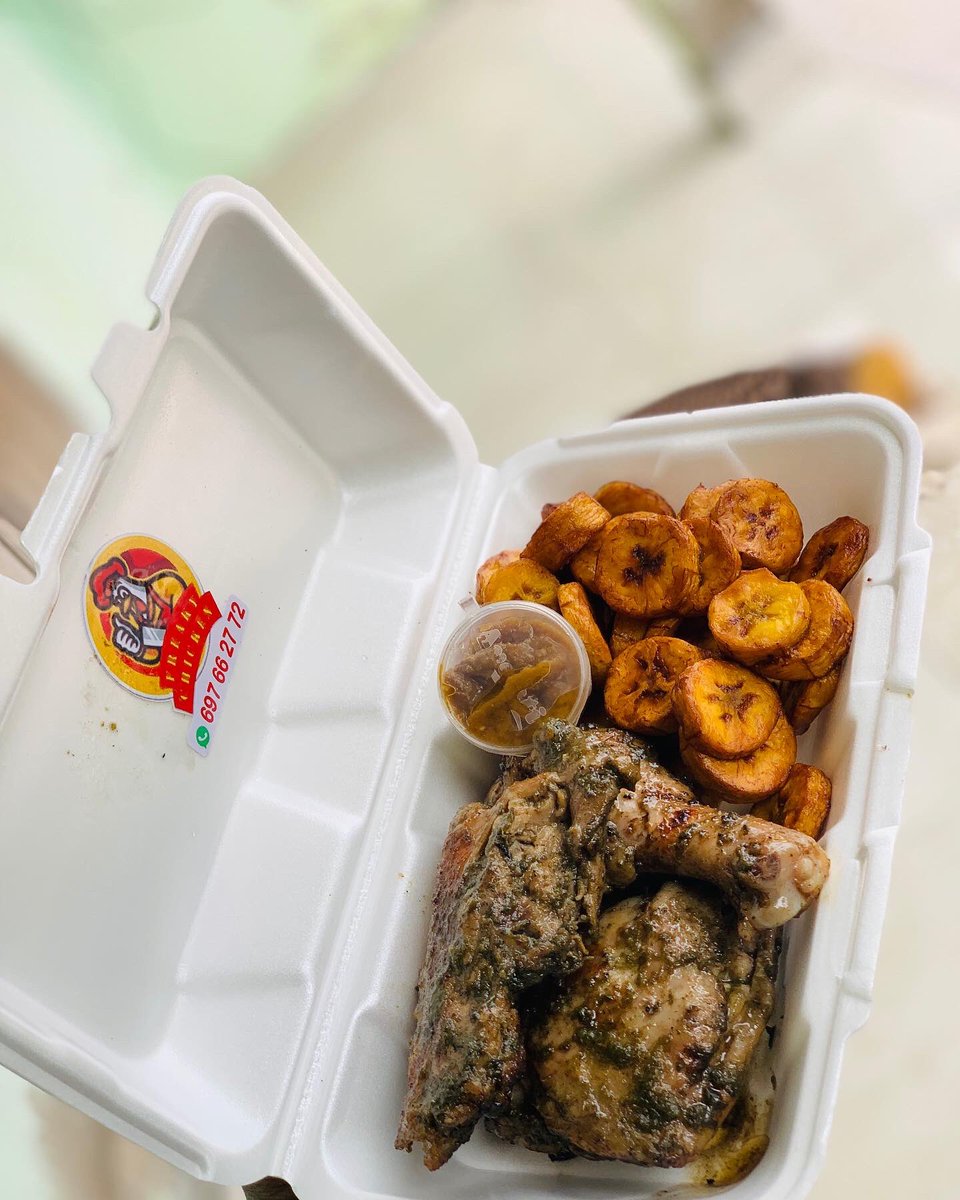 FreakyChicken3's tweet photo. Déjà le week-end 🤩

Livraison de poulet à domicile dans la ville de douala à partir de 500f 😻

Essayez vous ne serez pas déçu 🙈

Merci de RT pour plus de visibilité 🥺🤲🏻🙏🏻 https://t.co/All99U6e1X