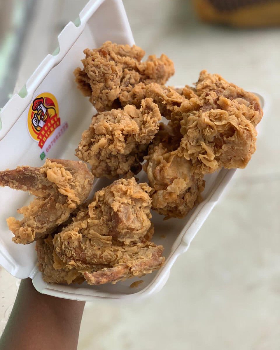 FreakyChicken3's tweet photo. Déjà le week-end 🤩

Livraison de poulet à domicile dans la ville de douala à partir de 500f 😻

Essayez vous ne serez pas déçu 🙈

Merci de RT pour plus de visibilité 🥺🤲🏻🙏🏻 https://t.co/All99U6e1X