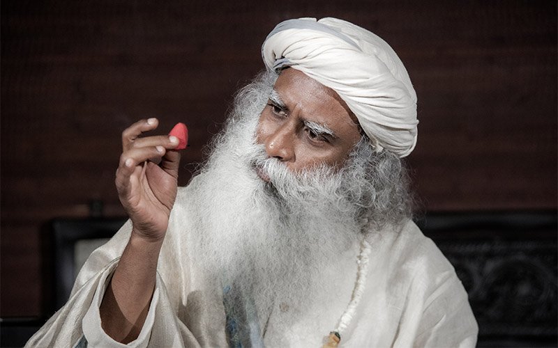 ishafoundation's tweet photo. Where there is an intense level of involvement, even small things can become extraordinary. #SadhguruQuotes https://t.co/Hp0tuzpQh0
