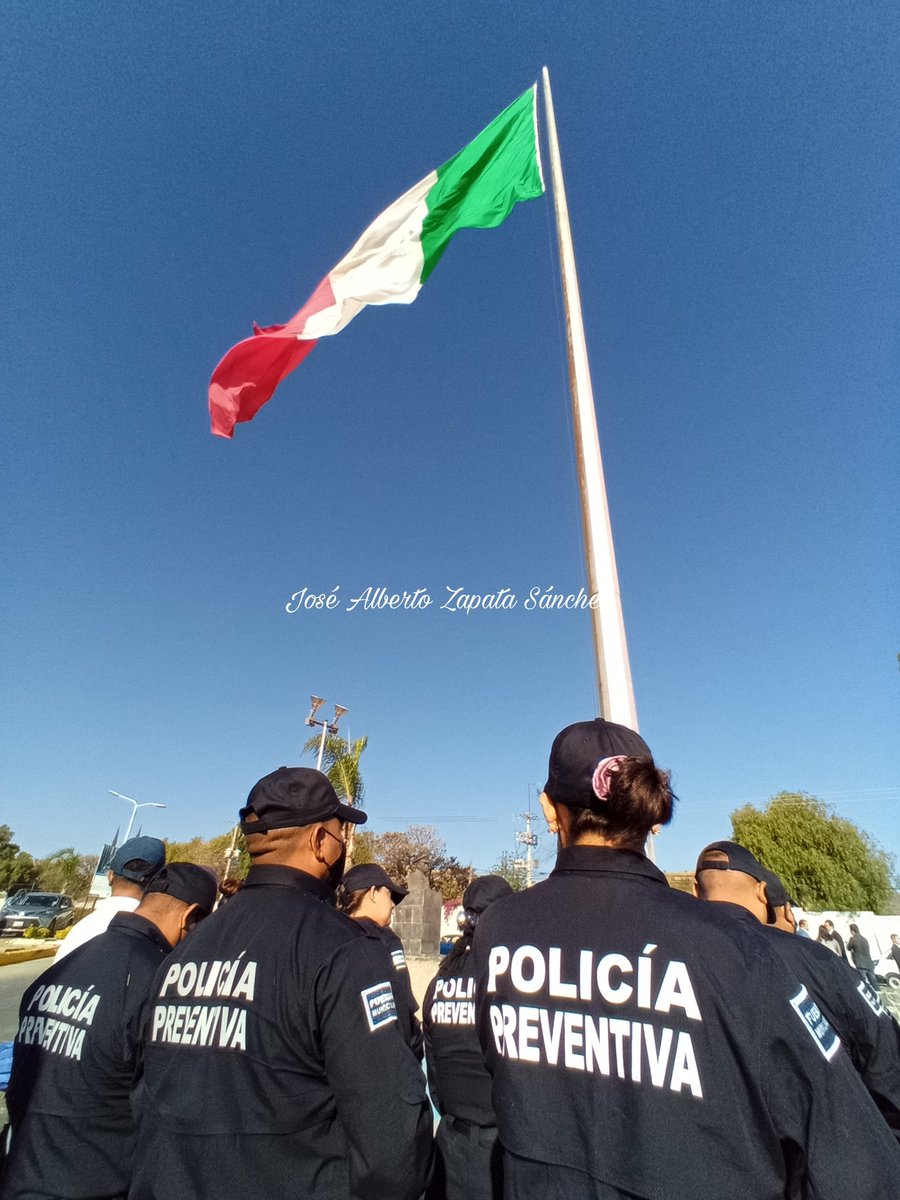 Alberto Zapata tweet media