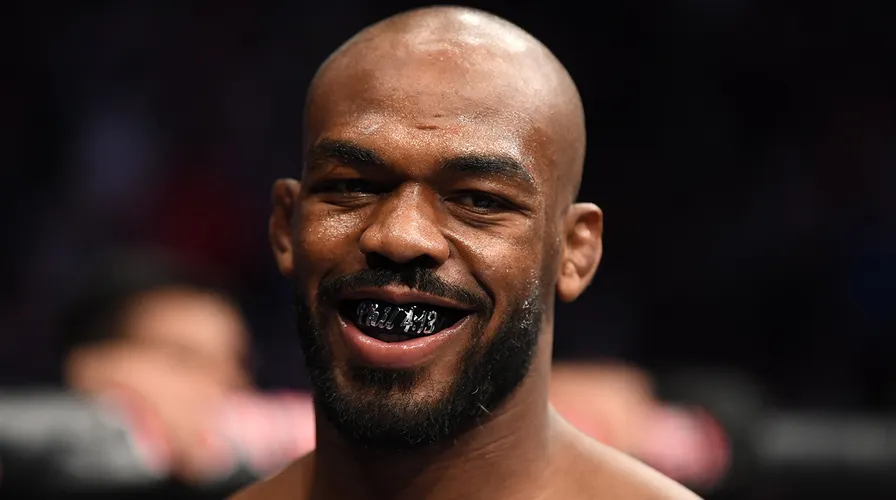 It's wild to think about how many people became fans of this sport after the pandemic &amp; have never watched Jon Jones compete live.

His Heavyweight title fight is one of the most historically significant fights in MMA history.

He's finally moving up and he's doing so in 8 days.