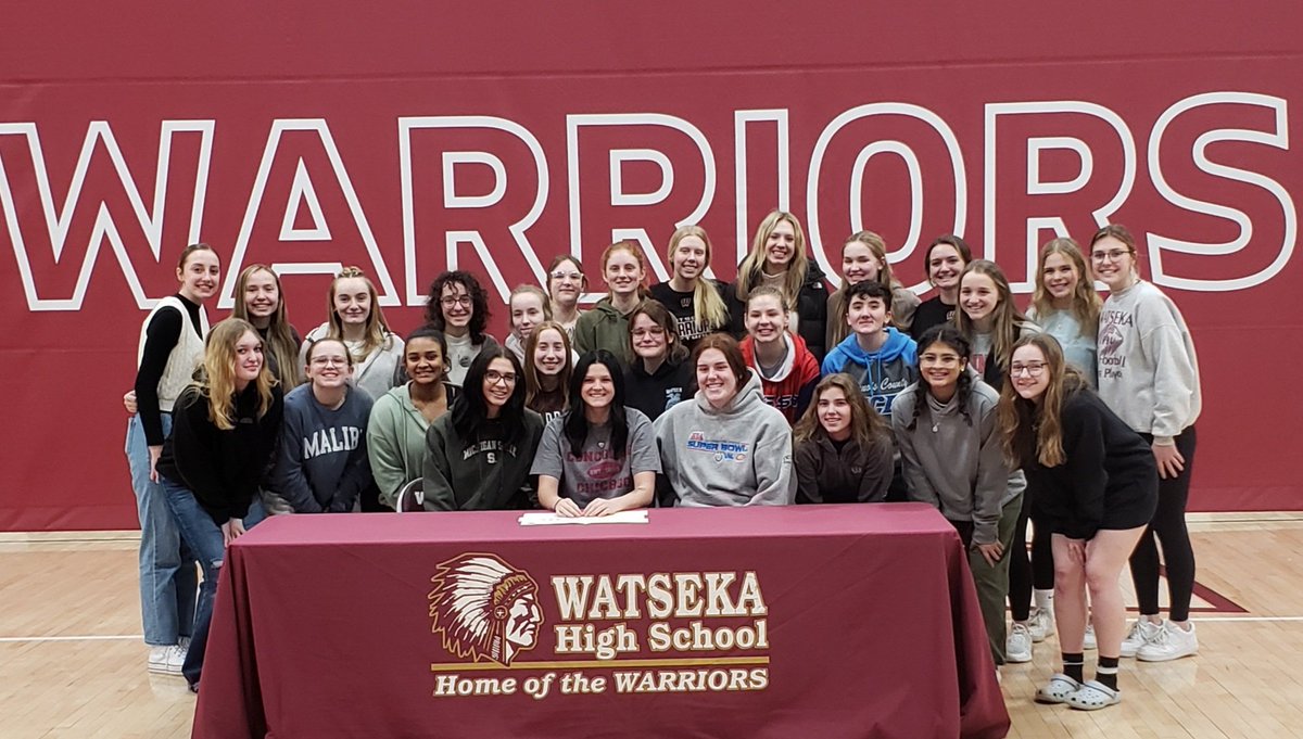 WarriorAthDir's tweet photo. Congrats to Emily Miller as she commits to Concordia University to continue her education and her track career. #WarriorPride https://t.co/jYKE8n46wH