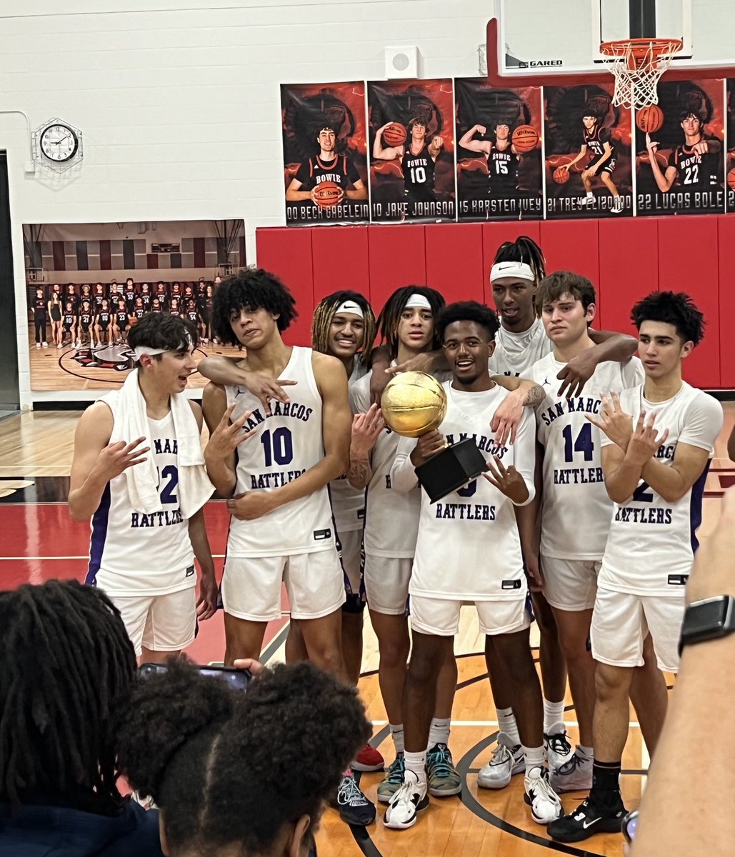 These young men willed a win tonight for the ⁦<a href="/SanMarcosCISD/">San Marcos CISD</a>⁩ community. They dedicated the game for our young student who tragically passed. They came to me at the HS today and told me, “we got you sir, this will be for the community and our fellow Rattler.”