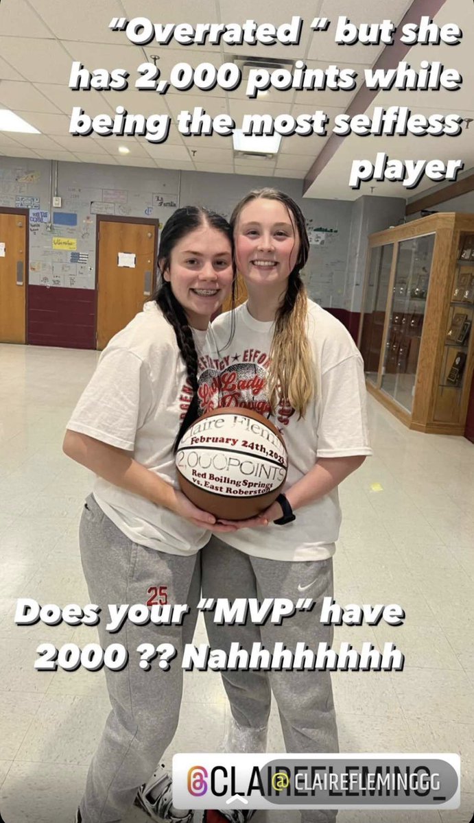 DOGPOUNDFANS's tweet photo. if briley had 2 extra years and was the only person who could score on her whole team she might have 2k too 🤣🤣 claire is good but don’t come at briley https://t.co/XEBKgGzAXr